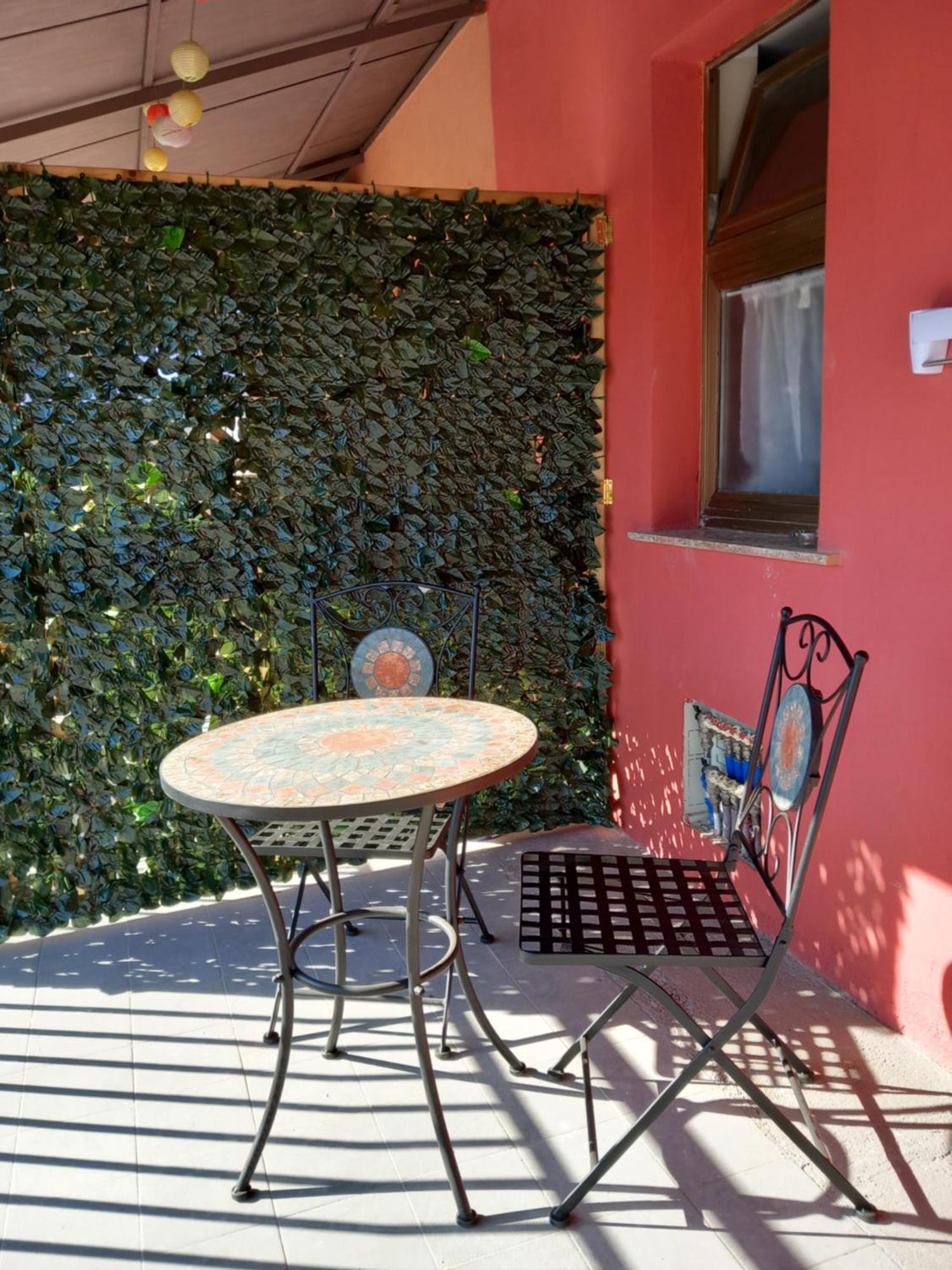 Bluesky Apartment - Third Floor Giardini Naxos Luaran gambar
